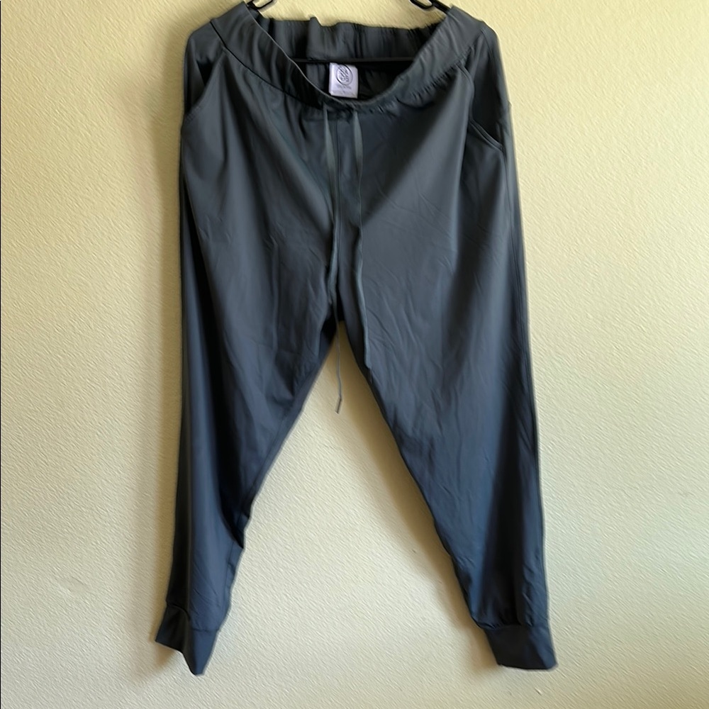 Men's Gray Jogger Pants